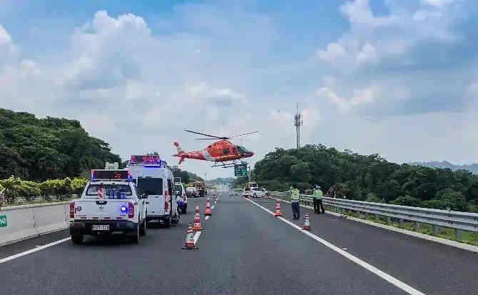 崇明区高速公路汽车救援案例